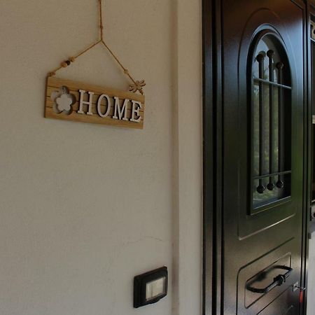 Brigida'S Apartments Ipsos Ngoại thất bức ảnh